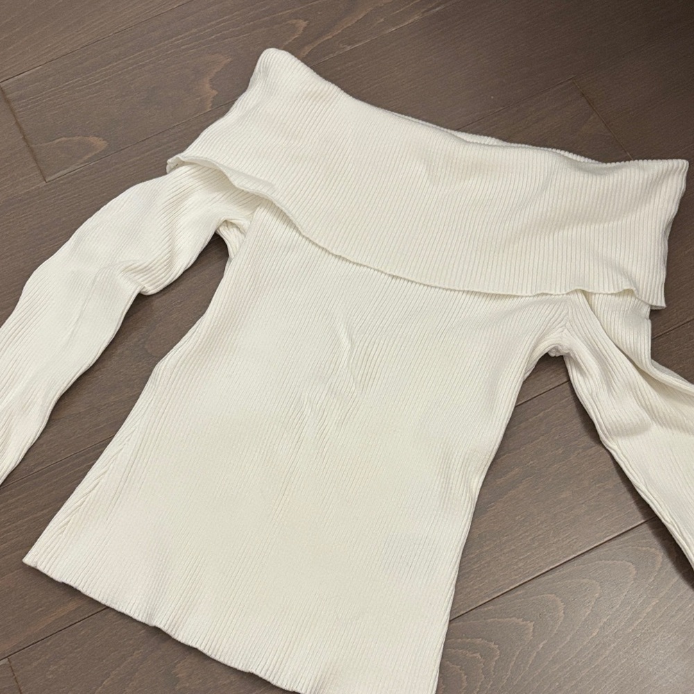 H&M Off-Shoulder Cream Sweater